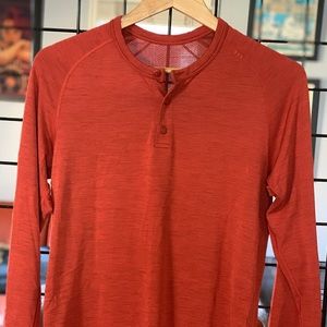 Lululemon metal vent tech Henley long sleeve small